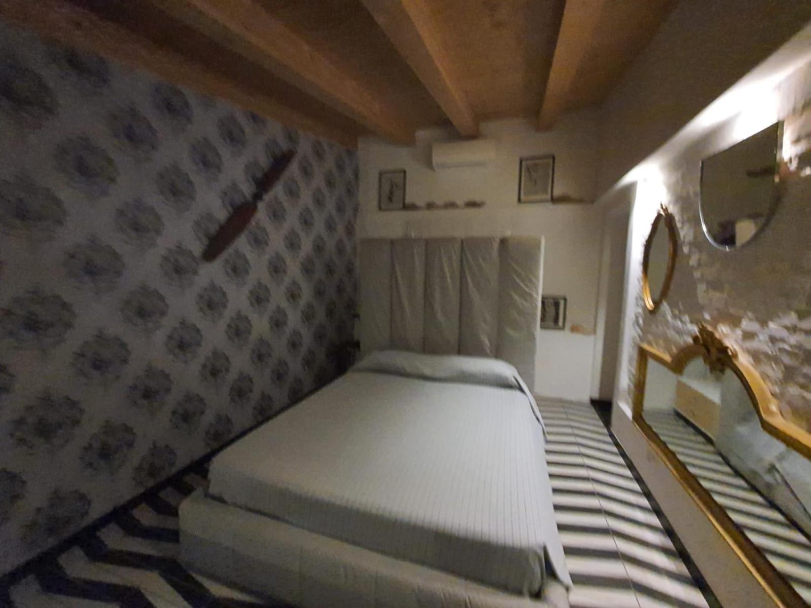 Orchidea Villa Beverino Bilik gambar