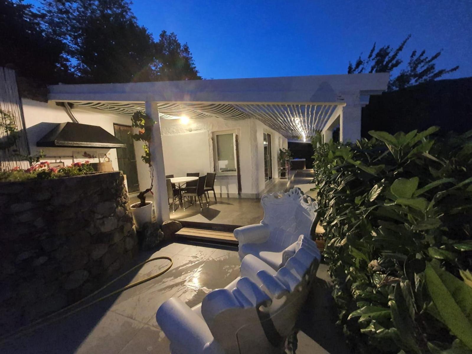 Orchidea Villa Beverino Bilik gambar